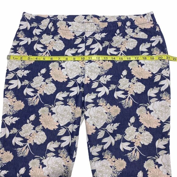 FADED Glory Floral Cropped Trousers 16-18 - Picture 3 of 11